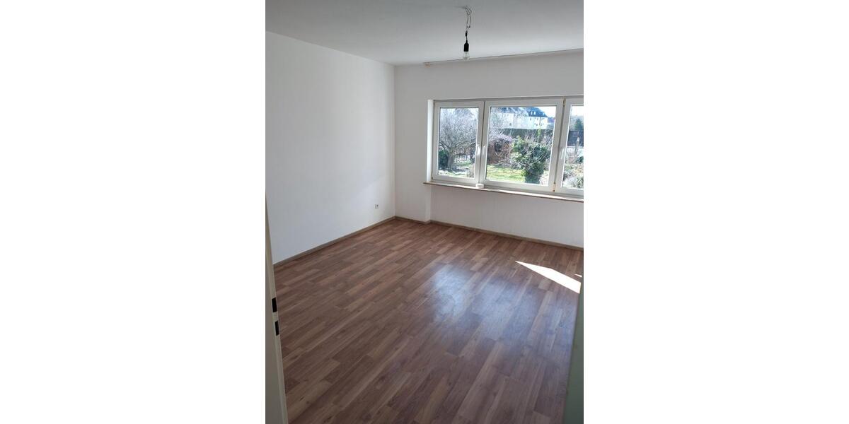 Hochparterre Hersbruck - 3 Zimmer, 78 m&sup2;, 780&euro; | Angebot:26420361