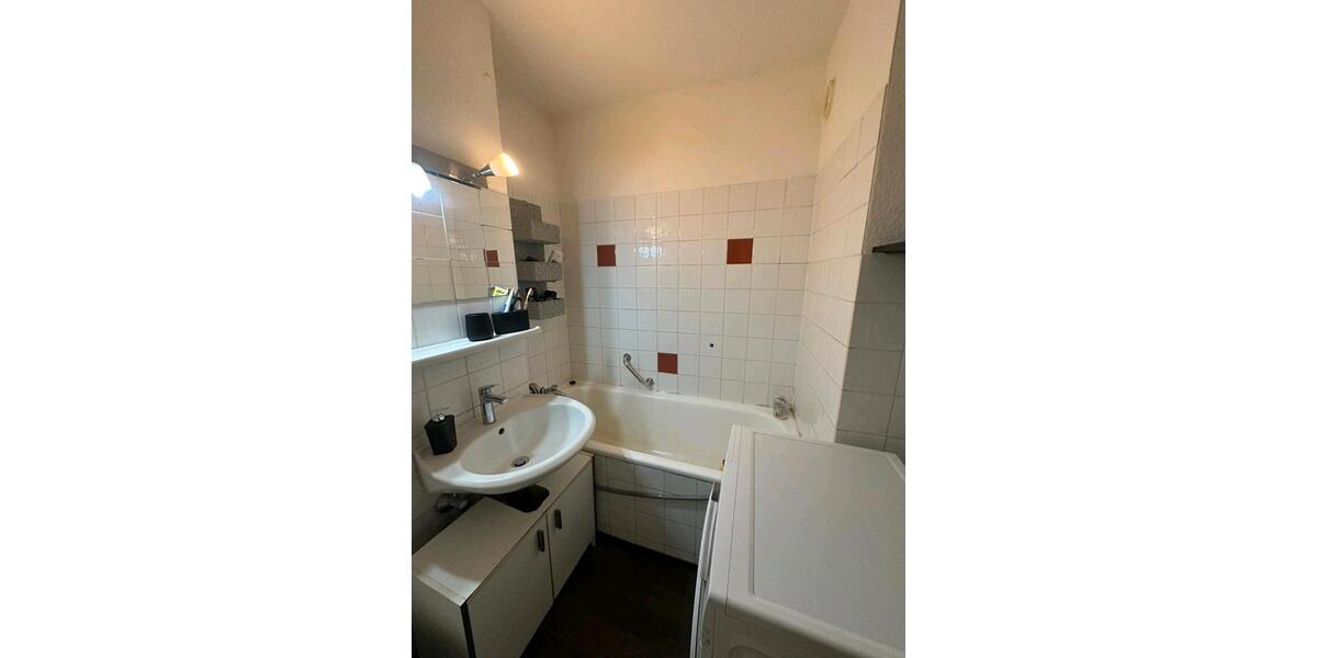 Etagenwohnung Nürnberg Altstadt, St. Lorenz - 1 Zimmer, 27 m&sup2;, 130.000&euro; | Angebot:26885126
