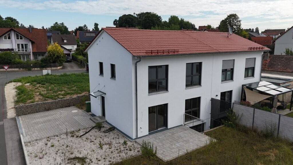Doppelhaushälfte Winkelhaid - 4 Zimmer, 110 m&sup2;, 490.716&euro; | Angebot:26189673