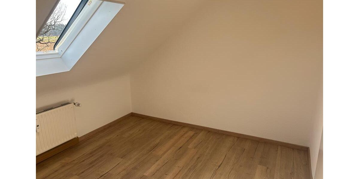 Dachgeschoßwohnung Schwarzenbruck - 3 Zimmer, 64 m&sup2;, 450&euro; | Angebot:26580908