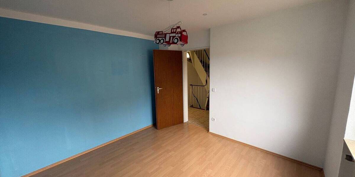 Reihenhaus Feucht - 5 Zimmer, 114 m&sup2;, 435.000&euro; | Angebot:26015266