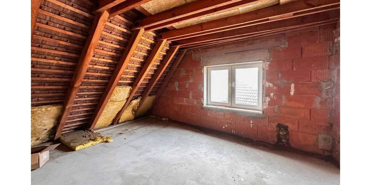 Einfamilienhaus Wilhermsdorf - 6 Zimmer, 220 m&sup2;, 235.000&euro; | Angebot:26528154