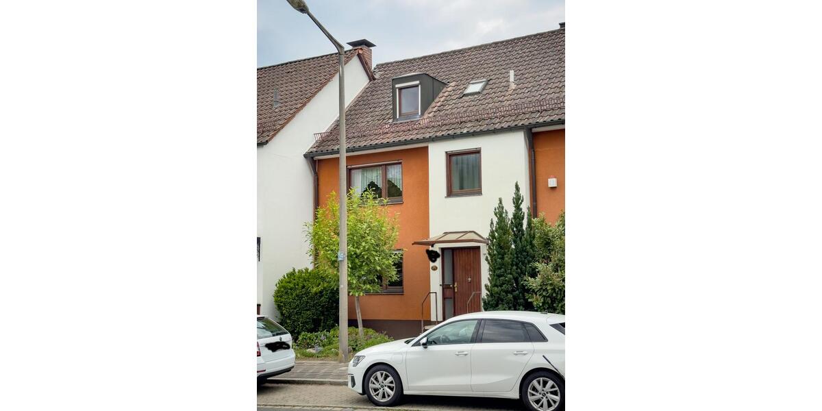 Reihenhaus Nürnberg Langwasser - 6 Zimmer, 127 m&sup2;, 509.000&euro; | Angebot:26620105