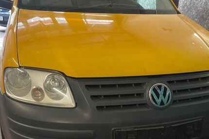 VW Caddy 186.400 km 2.499 € nürnberg 90439