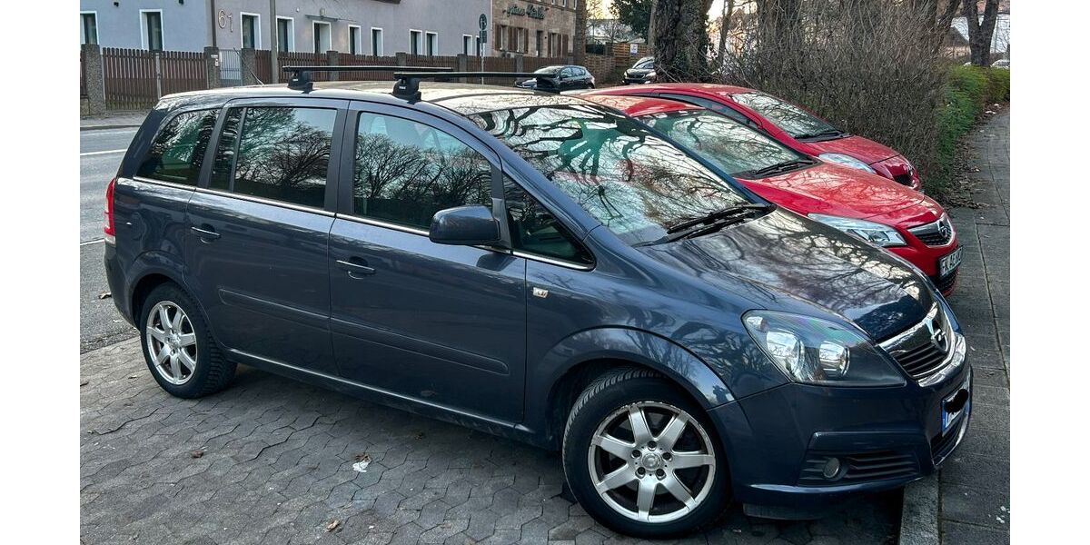 Opel Zafira 214.800 km 2.900 &euro; Fürth 90762