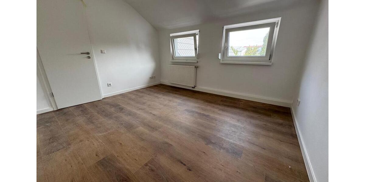 Etagenwohnung Roth - 3 Zimmer, 72 m&sup2;, 900&euro; | Angebot:27631123