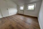 Etagenwohnung Roth - 3 Zimmer, 72 m&sup2;, 900&euro; | Angebot:27631123