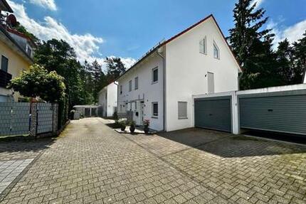 Sehr schöne DHH in Worzeldorf sehr ruhige Lage 5 zimmer