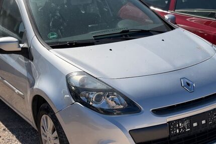 Renault Clio 184.000 km 2.950 &euro; Grosshabersdorf 90613