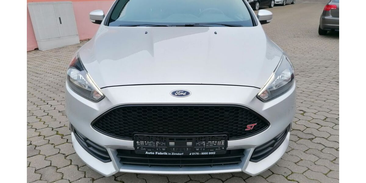 Ford Focus 90.200 km 11.200 &euro; Zirndorf 90513