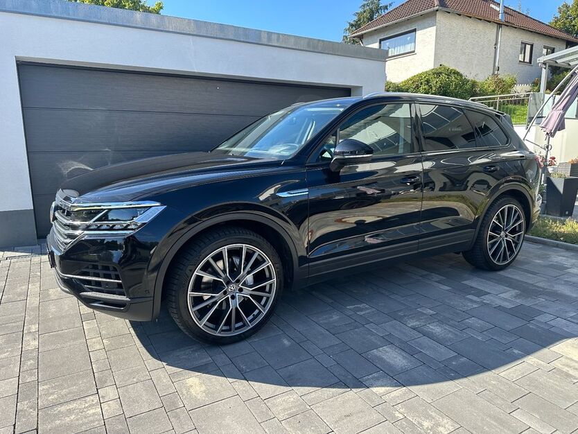 VW Touareg 173.845 km 32.300 € Forchheim 91301