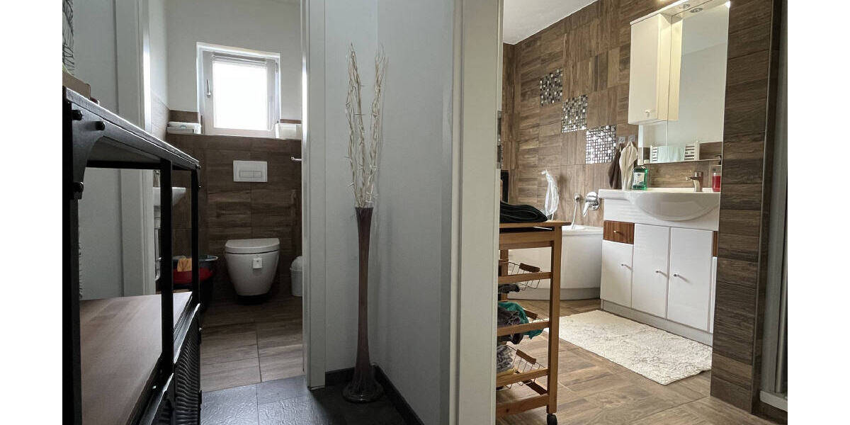 Mehrfamilienhaus, Wohnhaus Erlangen Bruck - 8 Zimmer, 169 m&sup2;, 890.000&euro; | Angebot:25671810