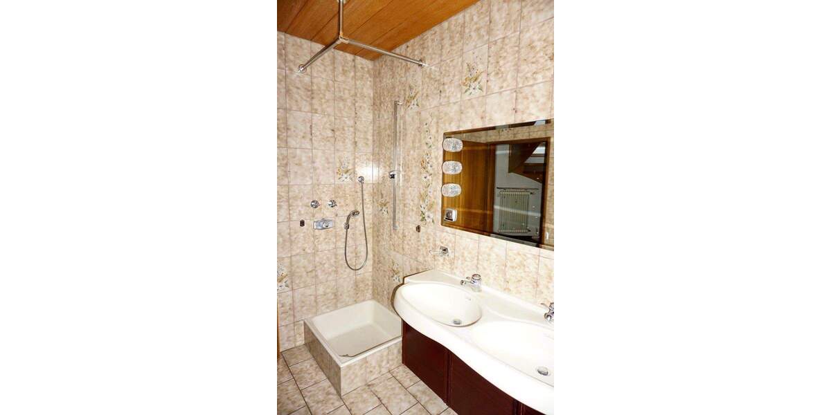 Etagenwohnung Erlangen / Alterlangen Alterlangen - 3 Zimmer, 86 m&sup2;, 299.000&euro; | Angebot:25734202