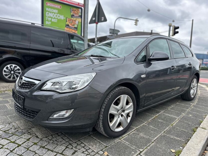 Opel Astra 188.000 km 2.999 € Nürnberg 90482