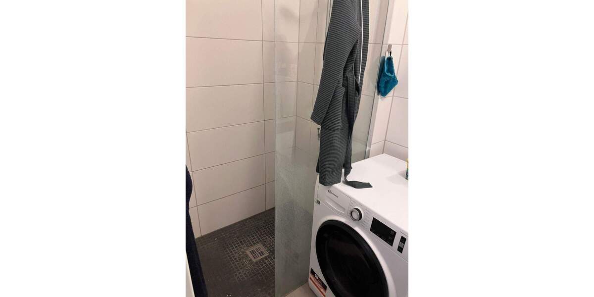 91054 Erlangen-Zentrum - Schöne 2-Zimmer-Maisonette-Wohnung mit EBK und Dachterrasse 2 zimmer