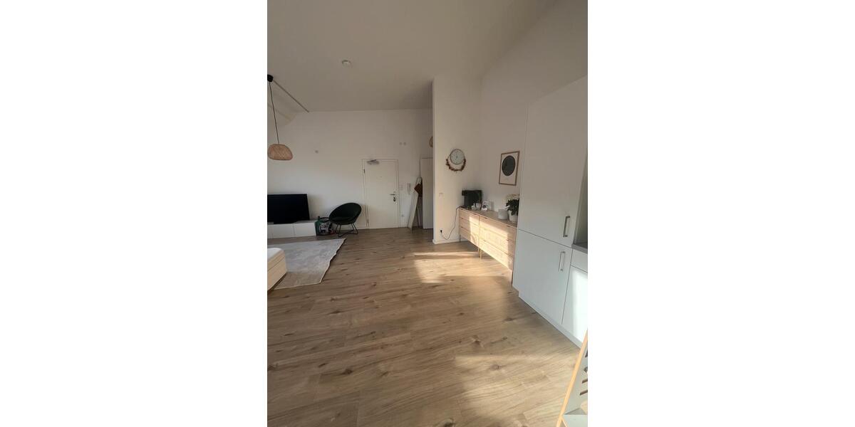 Dachgeschoßwohnung Nürnberg Gärten bei Wöhrd - 3 Zimmer, 81 m&sup2;, 1.350&euro; | Angebot:26420387