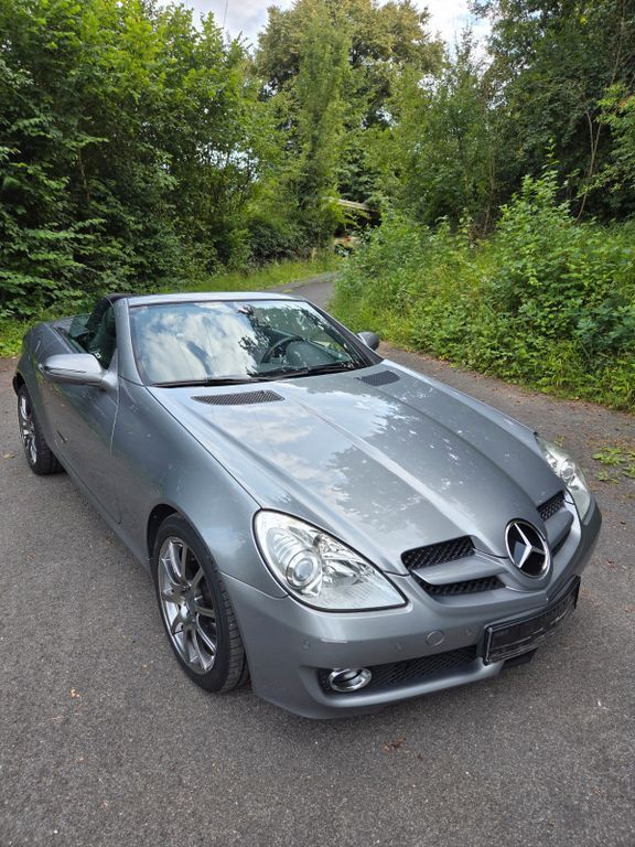 Mercedes-Benz SLK 200 176.653 km 8.900 € Kirchensittenbach 91241
