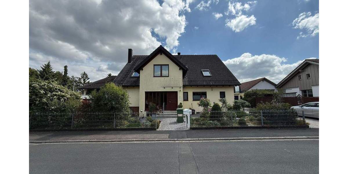 Attraktive 2-Zimmer-SOUTERRAIN-Wohnung mit Einbauküche 2 zimmer