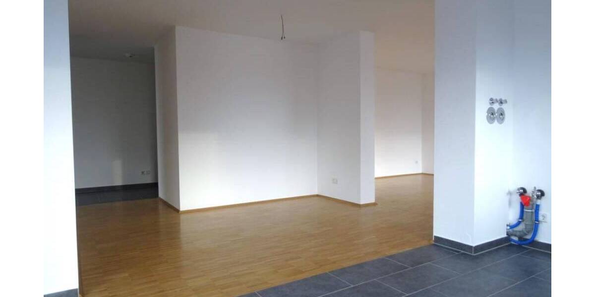 Etagenwohnung Nürnberg Großreuth b Schweinau - 3 Zimmer, 100 m&sup2;, 1.410&euro; | Angebot:26853031