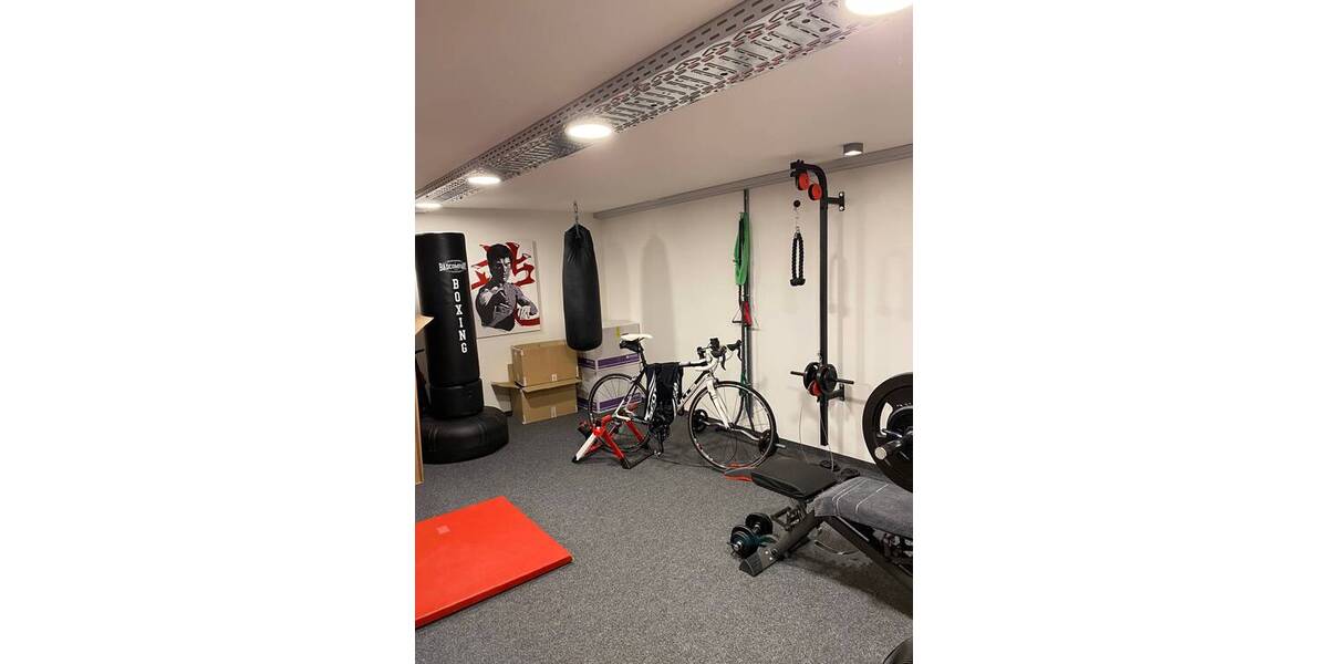 Etagenwohnung Fürth Dambach - 7 Zimmer, 165 m&sup2;, 525.000&euro; | Angebot:23944085