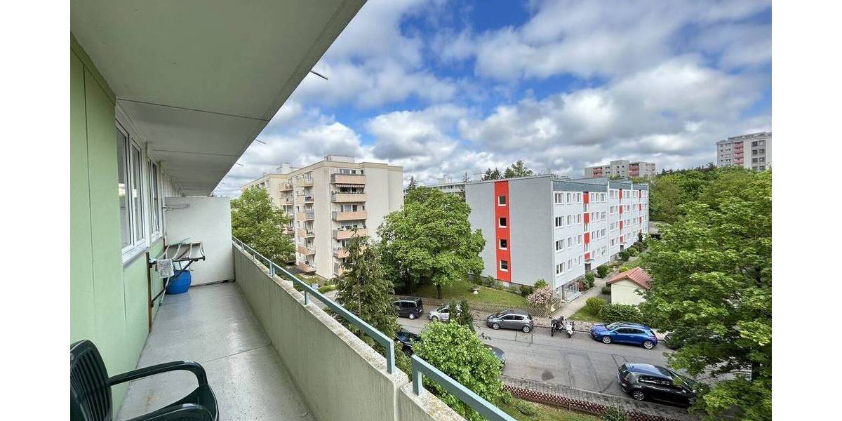 Etagenwohnung Erlangen Sieglitzhof - 3 Zimmer, 86 m&sup2;, 219.000&euro; | Angebot:26912915