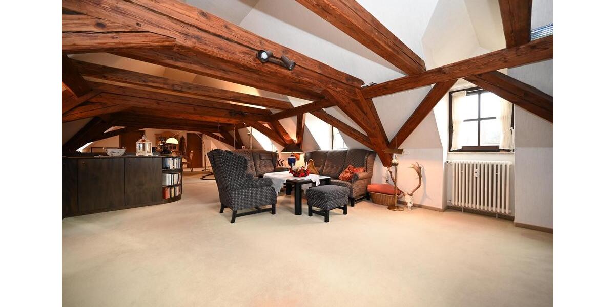 Maisonettenwohnung Pyrbaum - 5 Zimmer, 165 m&sup2;, 1.450&euro; | Angebot:26225856