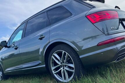 Audi Q7 83.000 km 42.800 &euro; Aurachtal 91086