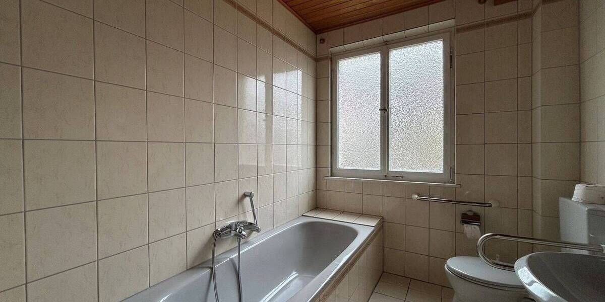 Doppelhaushälfte Herzogenaurach - 6 Zimmer, 104 m&sup2;, 445.000&euro; | Angebot:26583808