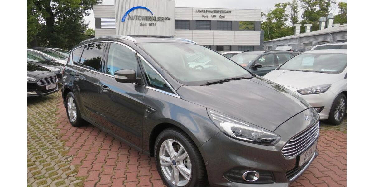 Ford S-Max 123.811 km 16.888 &euro; Nürnberg 90431