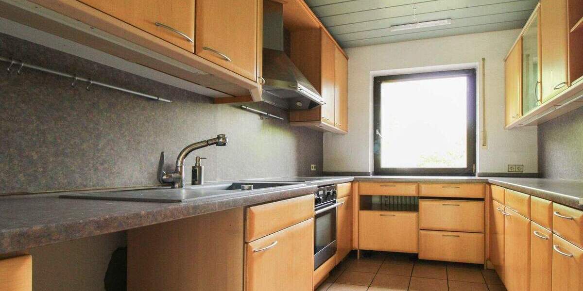 Ihr neues Zuhause mit Potenzial - Großzügige Immobilie für Familie, Mieter oder Mehrgenerationen 8 zimmer