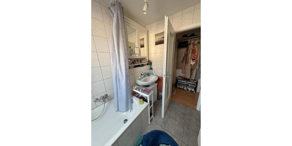Dachgeschoßwohnung Feucht - 2 Zimmer, 42 m&sup2;, 560&euro; | Angebot:27605118