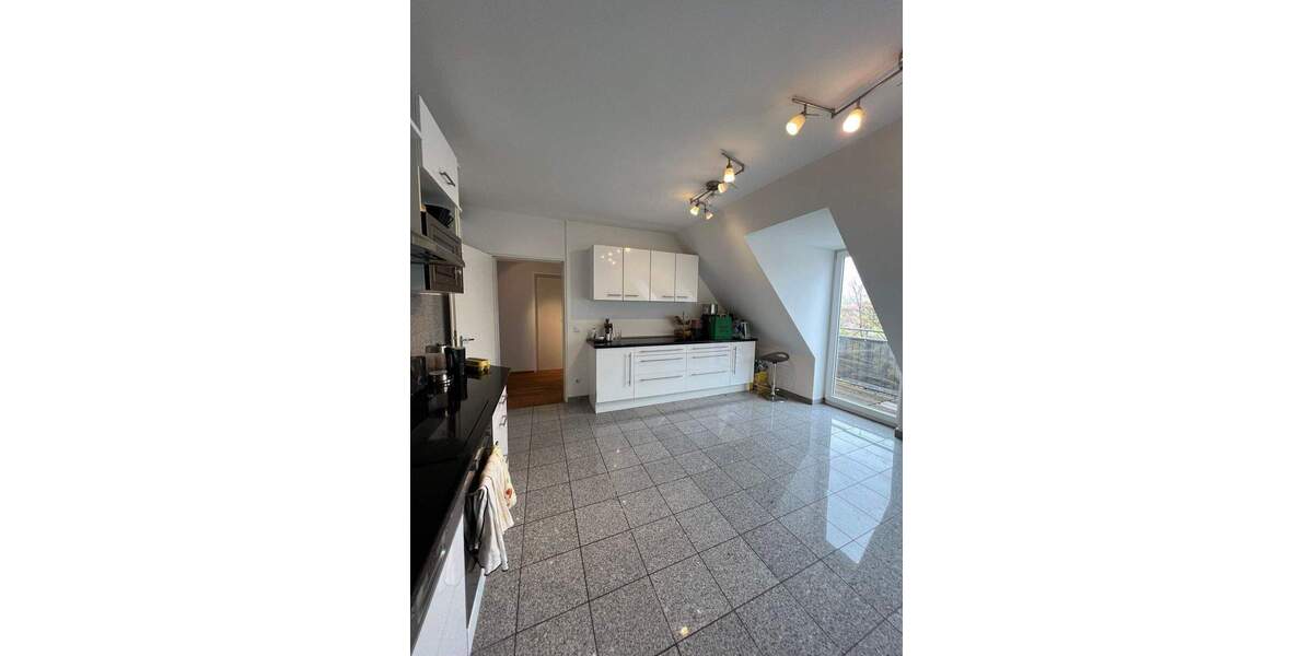 Rarität ! Traumwohnung in Traumlage Nürnberg-Johannis mit Blick über die Dächer von Nürnberg inkl. Burgblick 4 zimmer