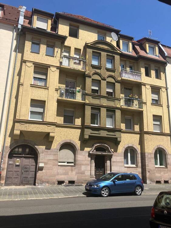 Charmante AltbauWohnung mit 3,5 Zimmern in Nürnberg-Steinbühl