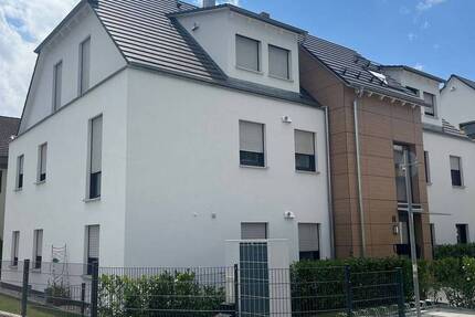 NEUBAU 2023! 3-Zimmer-Wohnung mit Gartenanteil in Fürth-Stadeln