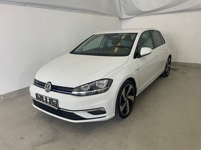 VW Golf 107.654 km 13.790 € Hausen bei Forchheim 91353