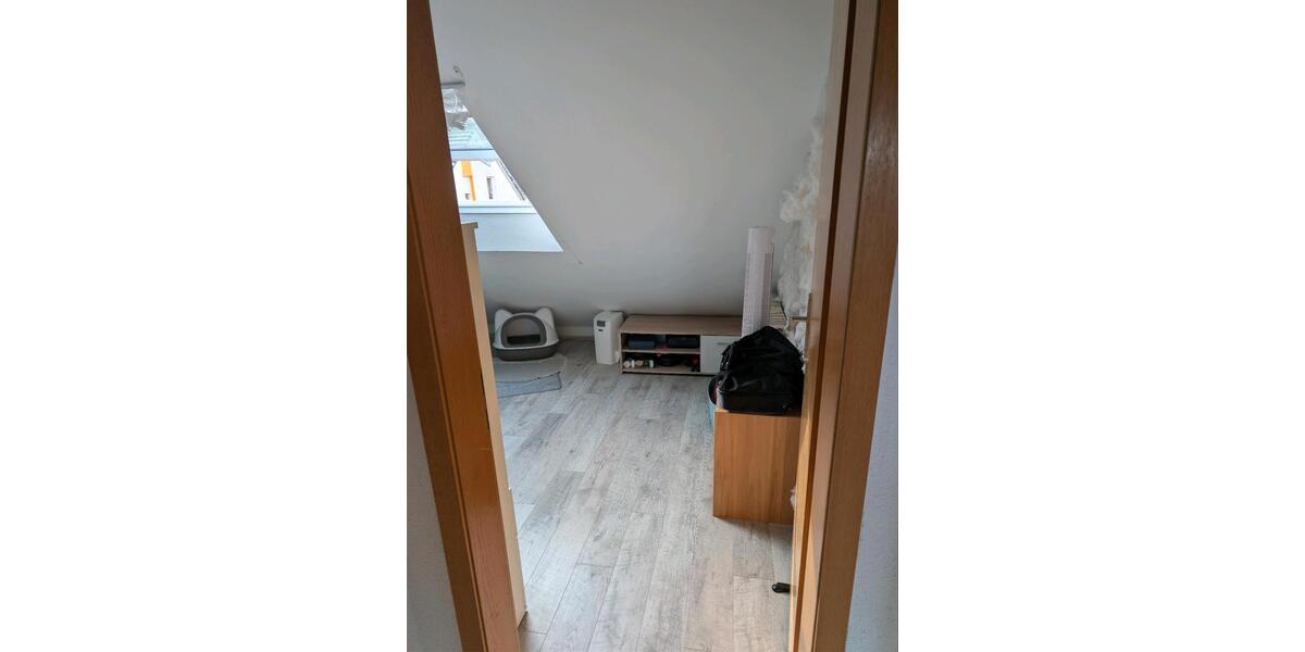Dachgeschoßwohnung Forchheim - 2.5 Zimmer, 85 m&sup2;, 980&euro; | Angebot:27607668