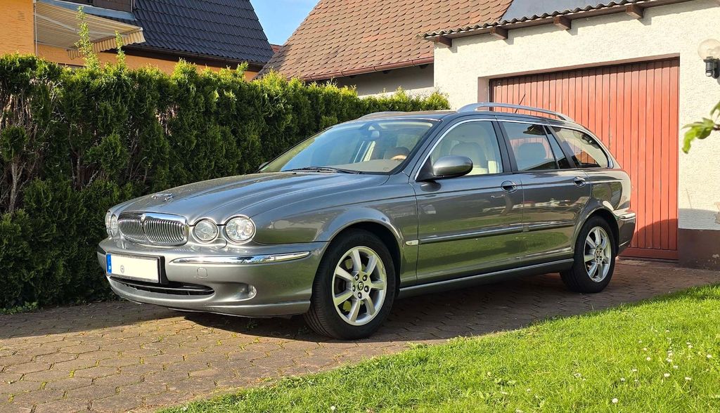 Jaguar X-Type 180.000 km 2.999 &euro; Hetzles 91077