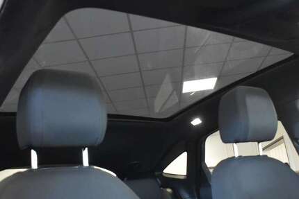 Jaguar E-Pace 127.884 km 15.870 € Nürnberg 90431