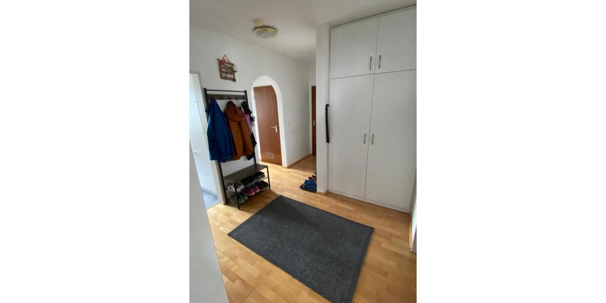 Etagenwohnung Fürth Bislohe - 3 Zimmer, 74 m&sup2;, 950&euro; | Angebot:25655381