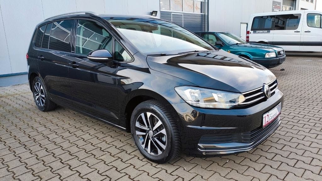 VW Touran 106.000 km 21.800 &euro; Fürth 90763