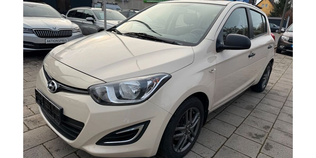 Hyundai i20 96.262 km 7.899 € Nürnberg 90482