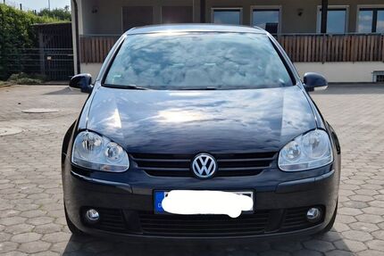 VW Golf 185.000 km 2.999 &euro; Roßtal 90574