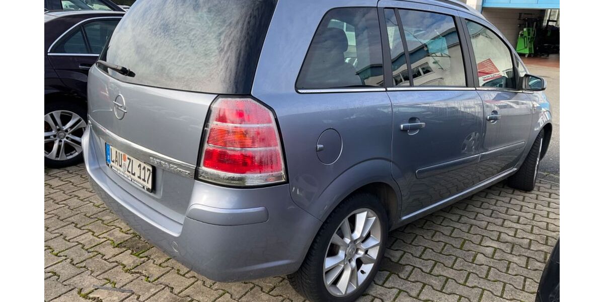 Opel Zafira 124.500 km 4.900 &euro; Happurg 91230