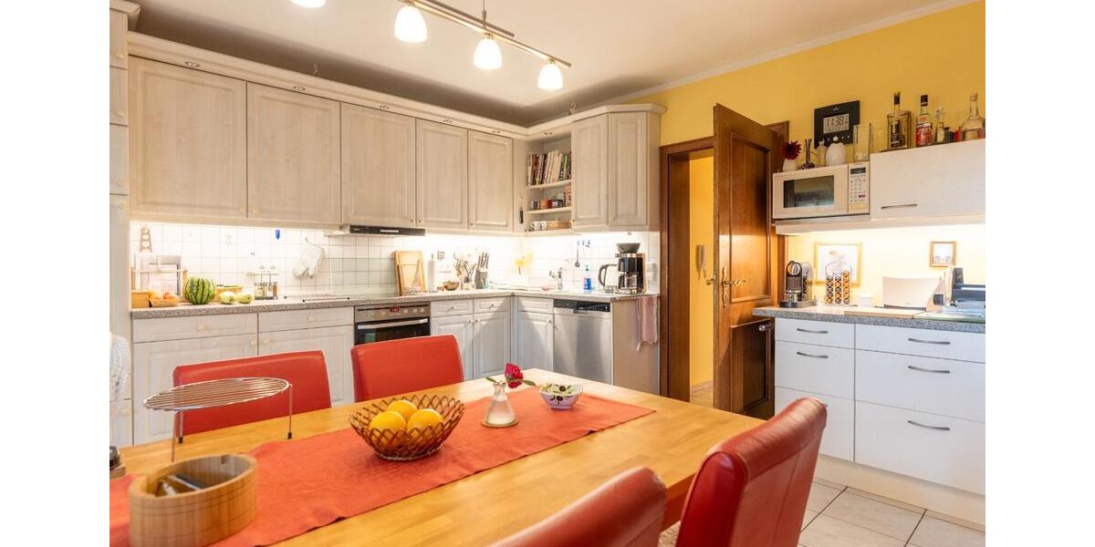 Einfamilienhaus Erlangen Alterlangen - 8 Zimmer, 330 m&sup2;, 1.395.000&euro; | Angebot:26429713