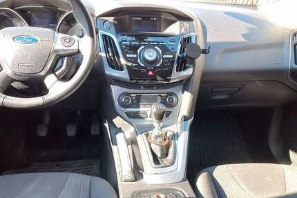 Ford Focus 130.000 km 5.999 &euro; Oberasbach 90522