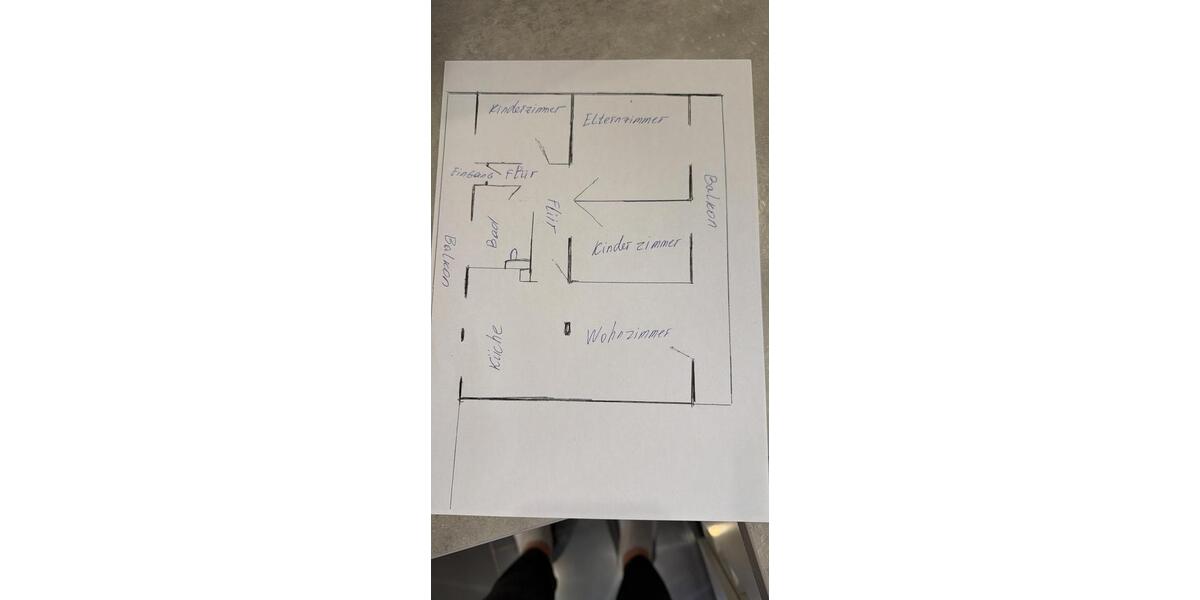 Wohnung 4 Zimmer renoviert, sehr gepflegt 4 zimmer