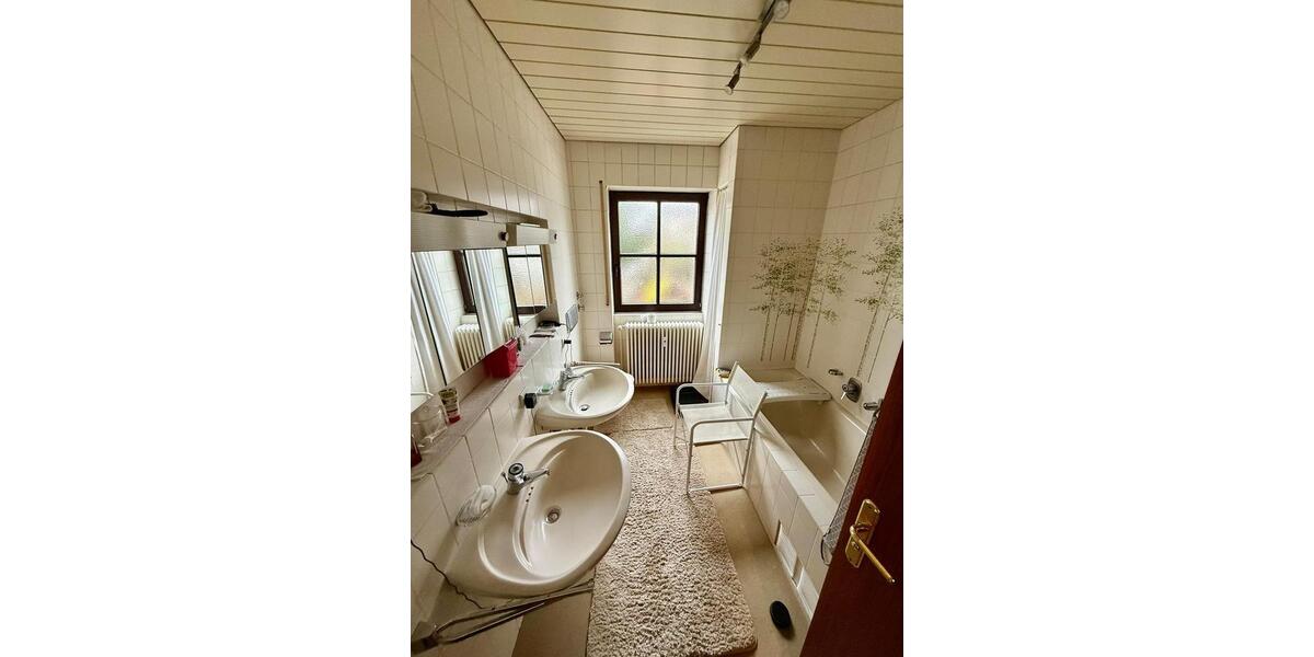 Maisonettenwohnung Pyrbaum - 5 Zimmer, 165 m&sup2;, 1.450&euro; | Angebot:26225856