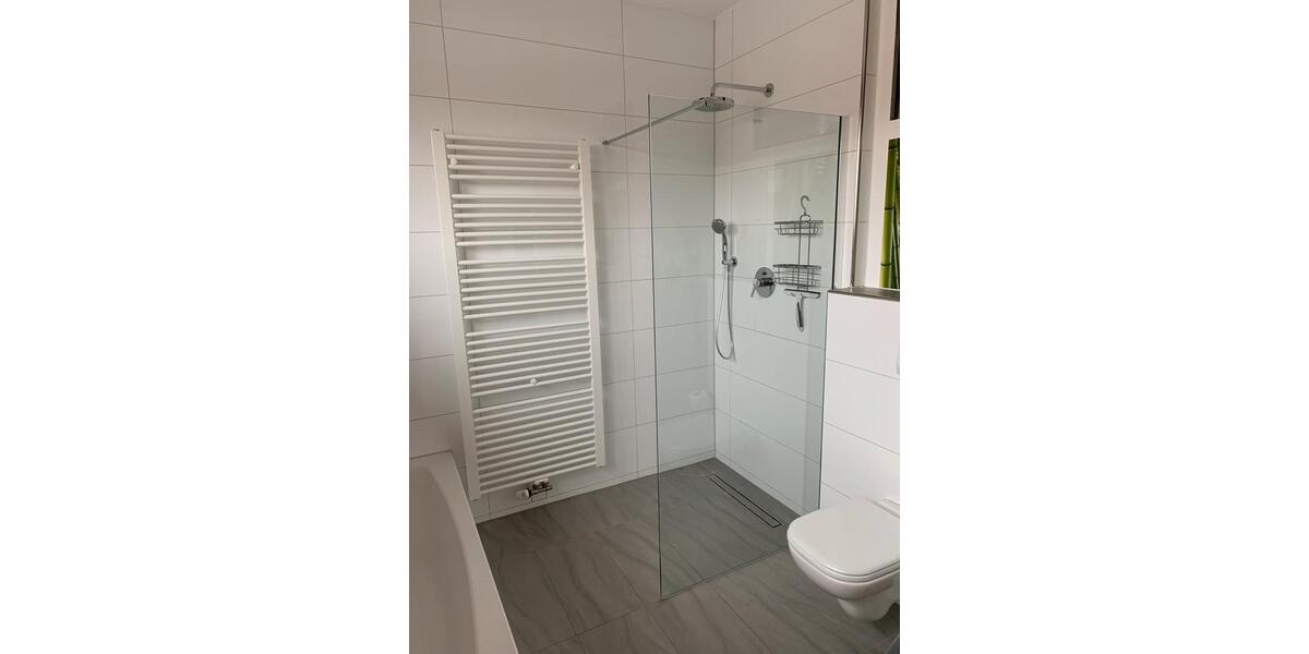 Einfamilienhaus Cadolzburg - 5 Zimmer, 165 m&sup2;, 2.100&euro; | Angebot:25025133