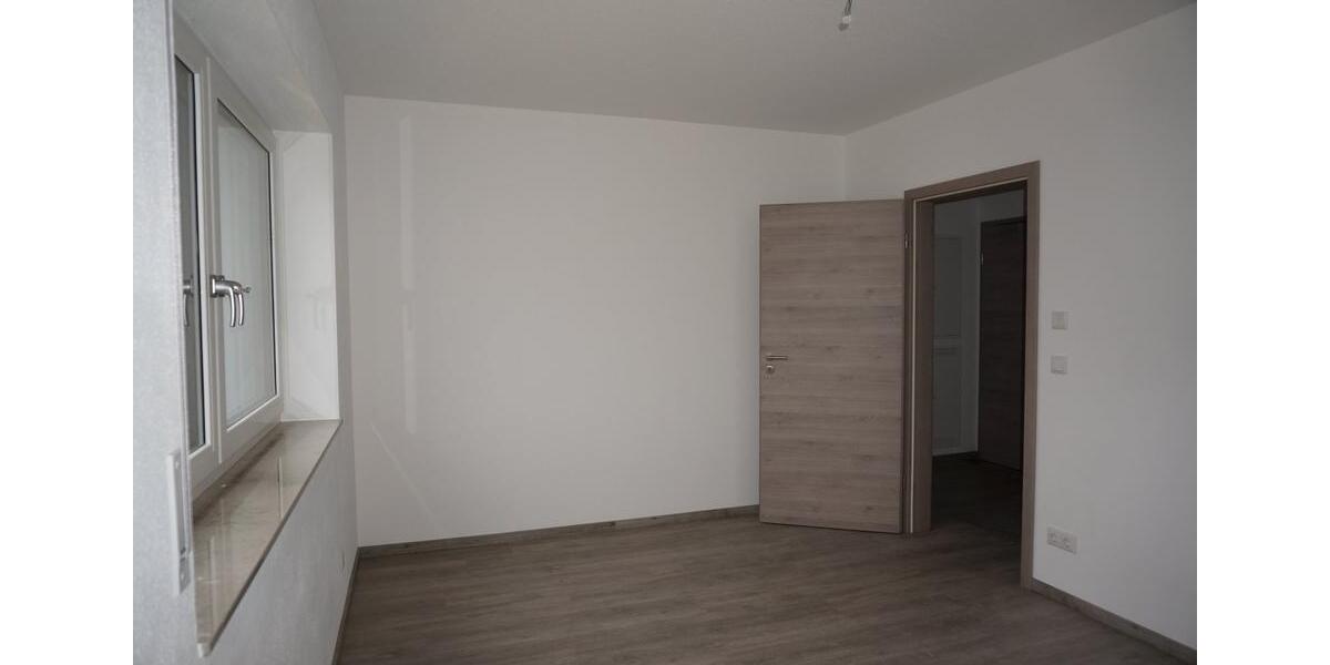 Erdgeschoßwohnung Allersberg Eismannsdorf - 2 Zimmer, 69 m&sup2;, 930&euro; | Angebot:25905389