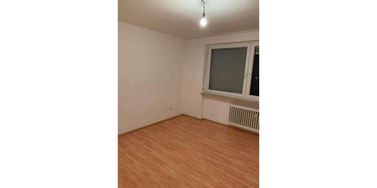 2 Zimmer Mietwohnung mit EBK + Keller + Tiefgaragenstellplatz 2 zimmer